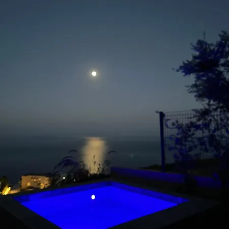 Amare 5* Dhërmi