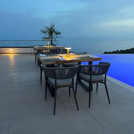 Hotel Amare