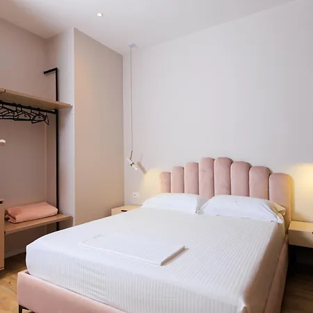 Hotel Amare