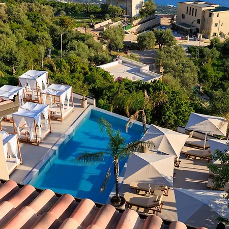 Hotel Amare